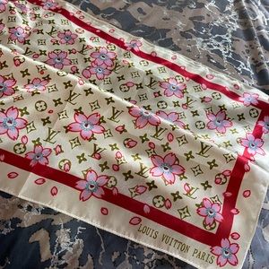 Never used Inspired Scarf, larger